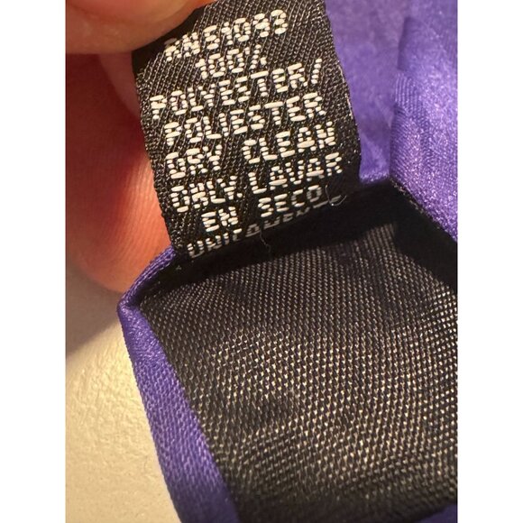 RARE Vintage Hallmark Halloween Tie – Dracula Fishing for Dead Fish – Made in US - Picture 2 of 10